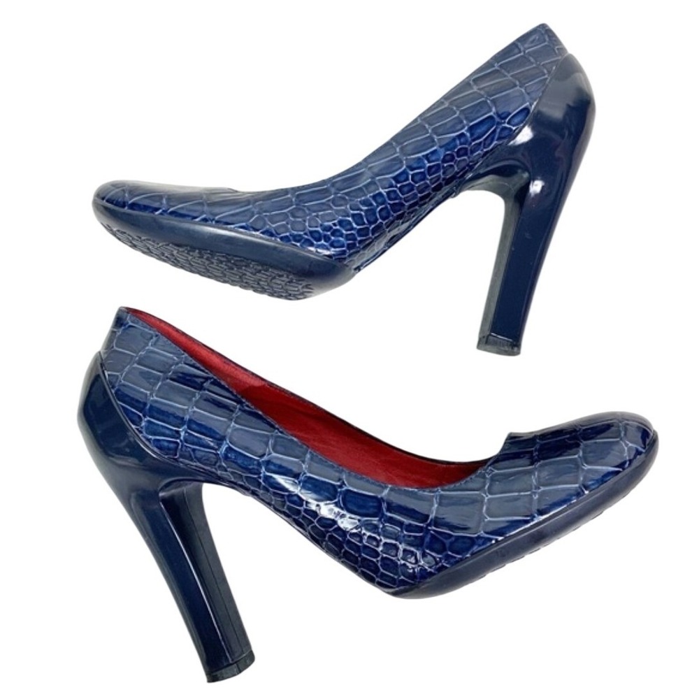 Cesare Paciotti Navy Blue Croc Embossed Patent Leather Pumps 38.5 Made in Italy